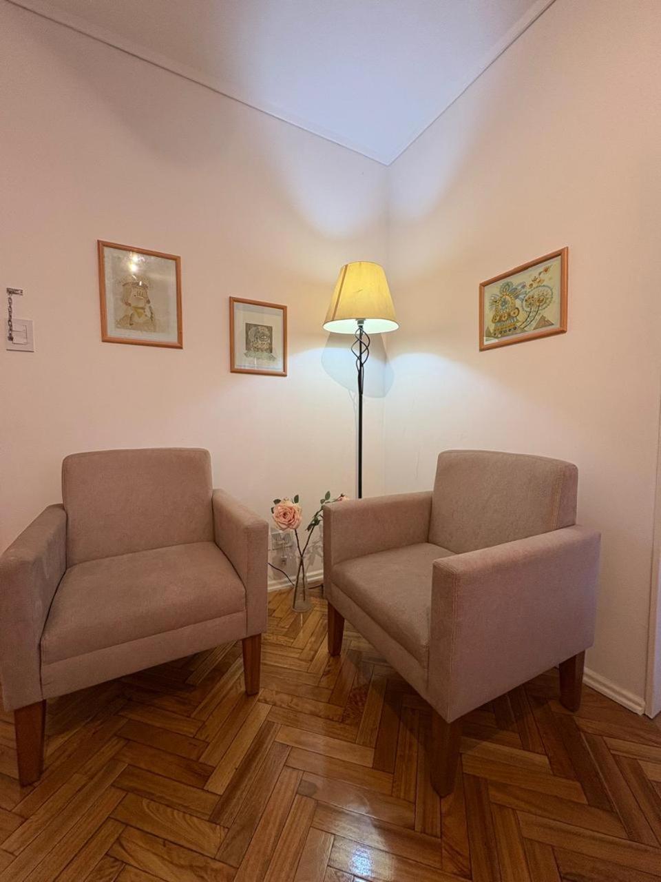 Cerca De La Rural Appartamento